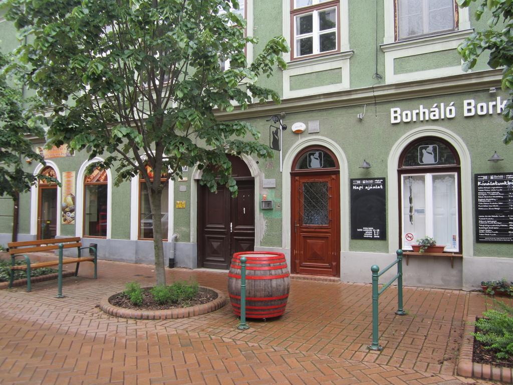 Galéria Apartman Szeged Exterior foto